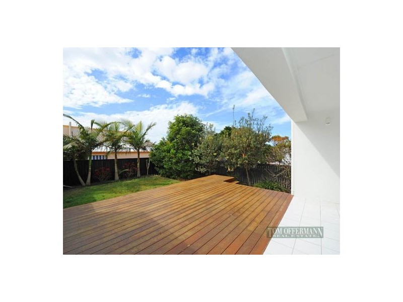 2/20 Orealla Crescent, Sunrise Beach QLD 4567