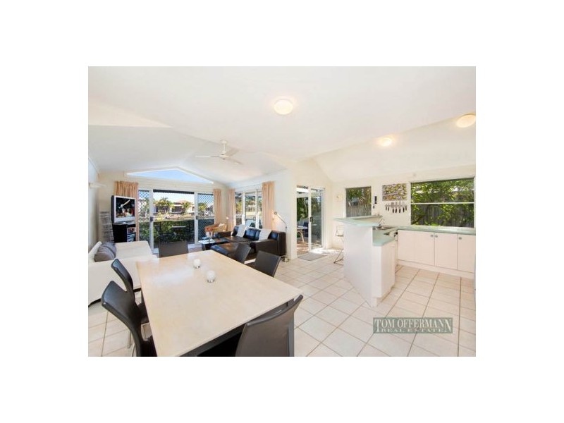 1/5 Sunseeker Close, Noosa Waters QLD 4566