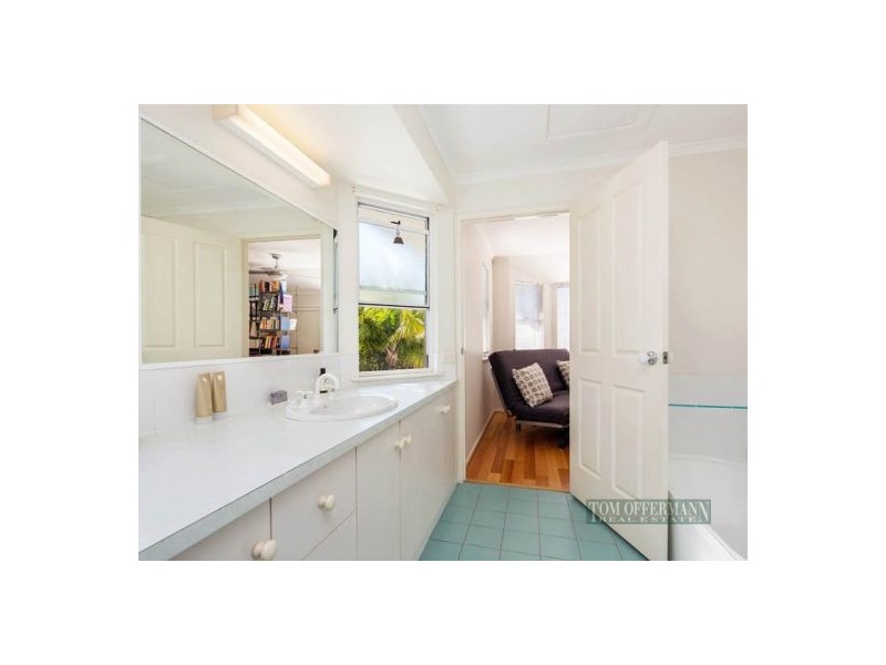 1/5 Sunseeker Close, Noosa Waters QLD 4566