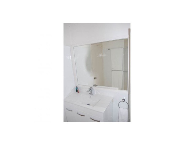 2/31 Orient Drive, Sunrise Beach QLD 4567