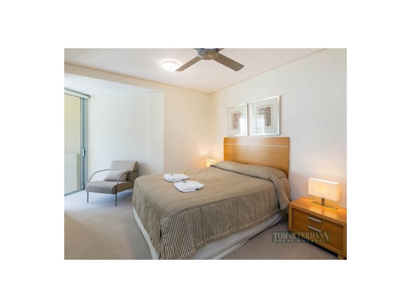 204/5 Hastings St, Noosa Heads QLD 4567