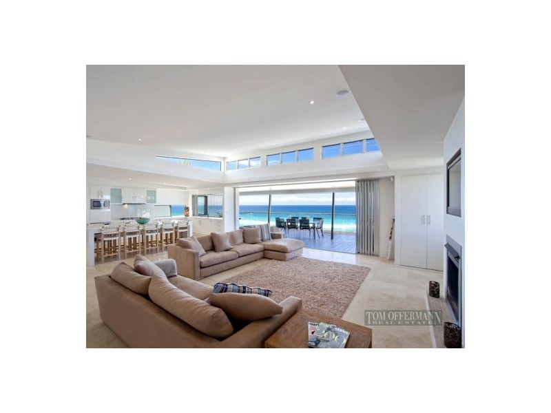12 Arakoon Crescent, Sunshine Beach QLD 4567