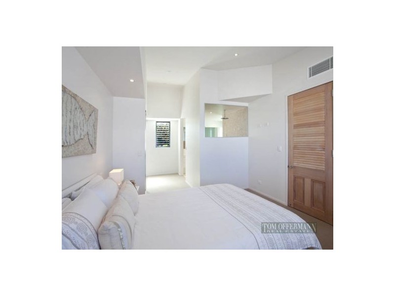 12 Arakoon Crescent, Sunshine Beach QLD 4567