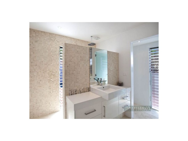 12 Arakoon Crescent, Sunshine Beach QLD 4567