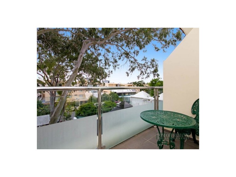 300-301/6 Hastings St, Noosa Heads QLD 4567