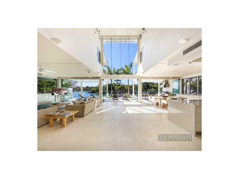 12 Noosa Parade, Noosa Heads QLD 4567