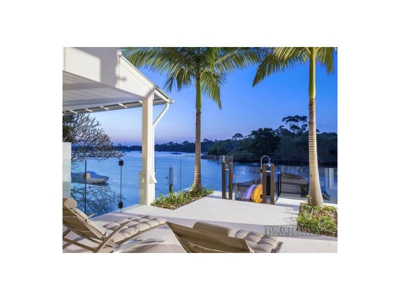 12 Noosa Parade, Noosa Heads QLD 4567
