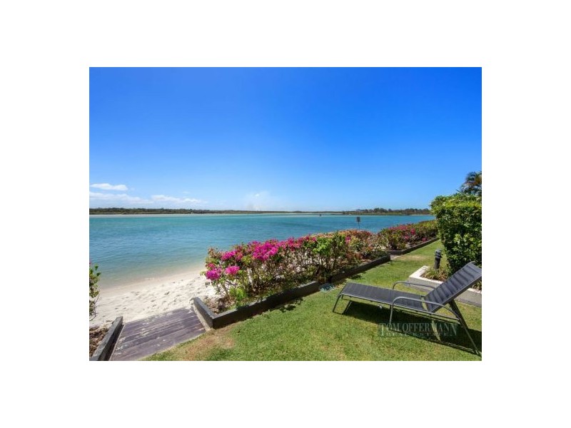 5/8 Quamby Place, Noosa Heads QLD 4567