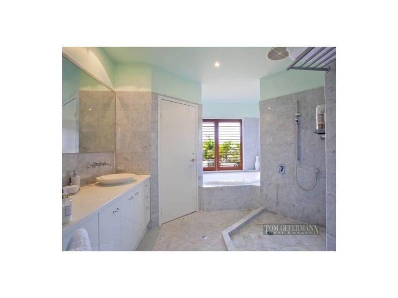 52 Saltwater Ave, Noosa Waters QLD 4566