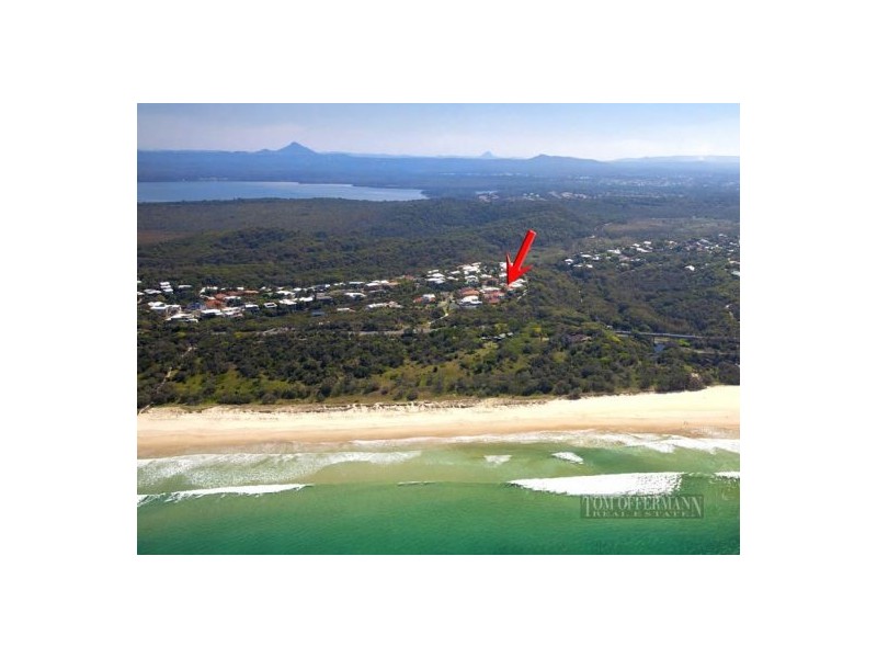 6 Caribbean Ct, Castaways Beach QLD 4567