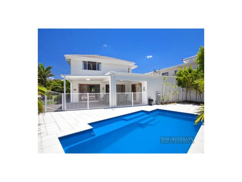 2 Lowry St, Peregian Beach QLD 4573