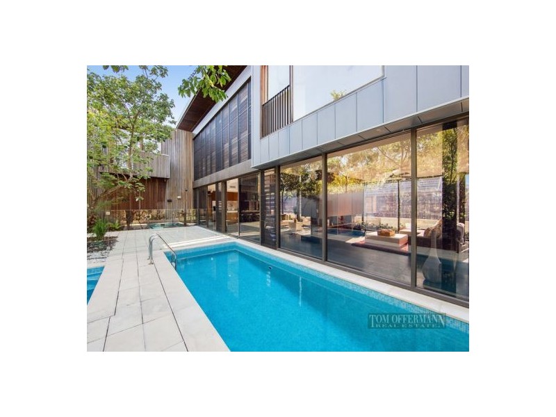 11 Wild Apple Court, Noosa Heads QLD 4567