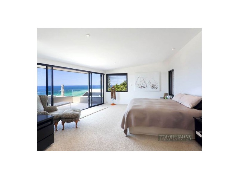 24 McAnally Dr, Sunshine Beach QLD 4567
