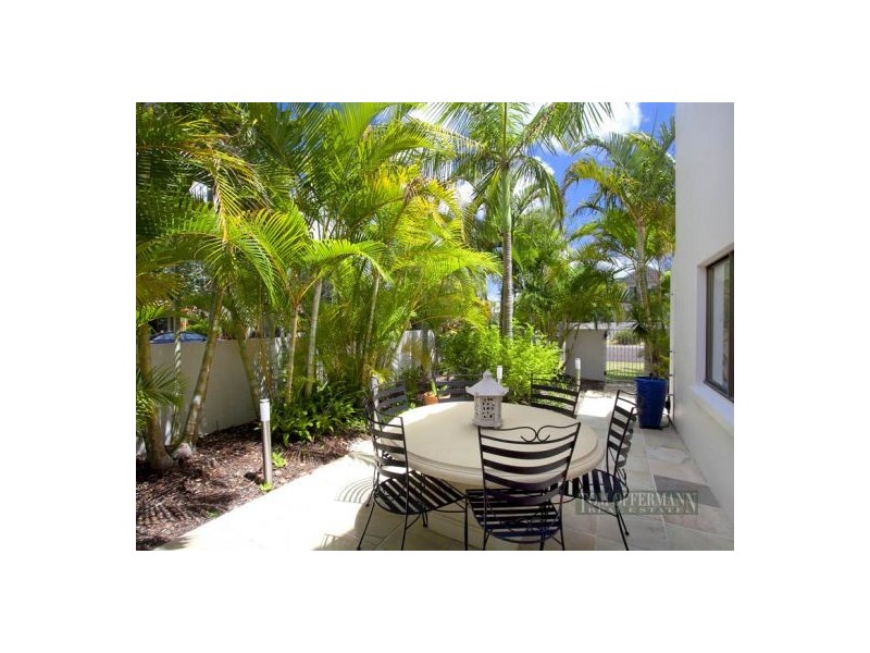 1/2 Barbados Cres, Noosaville QLD 4566