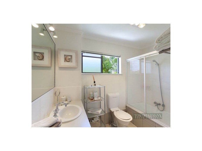 1/2 Barbados Cres, Noosaville QLD 4566