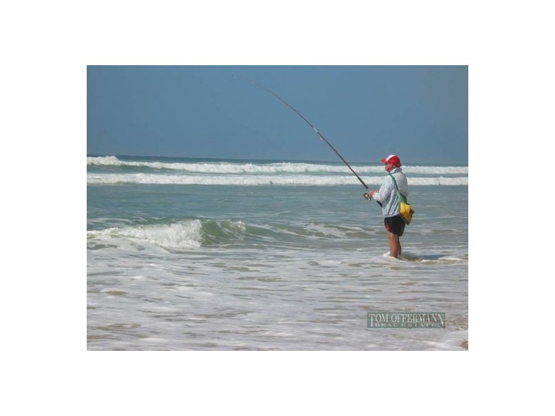 38 Park Cres, Sunshine Beach QLD 4567