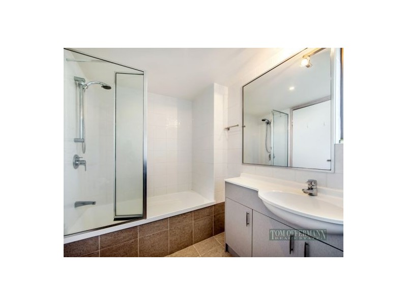 5 Cockleshell Sands, Noosaville QLD 4566