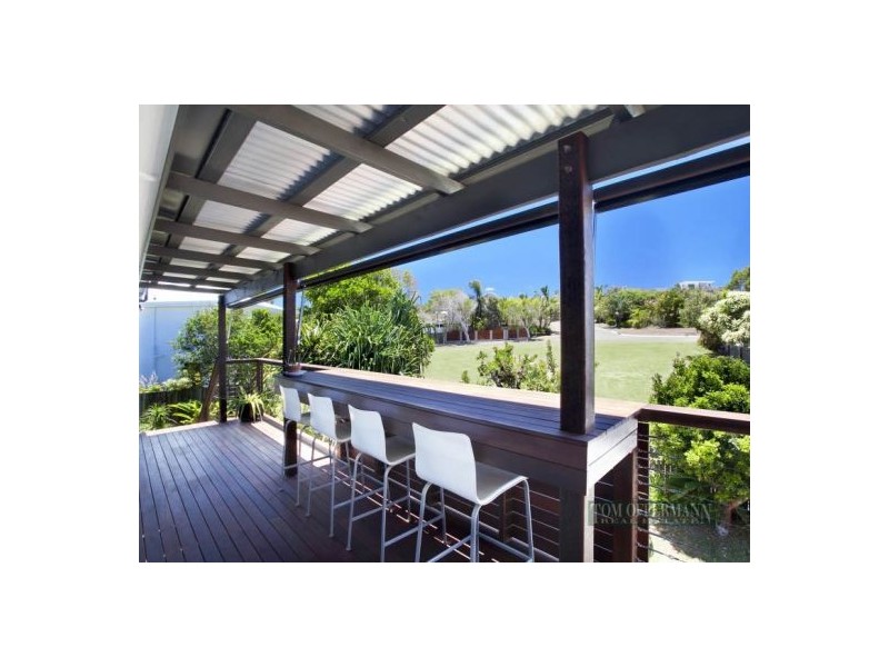 12 Wavecrest Drive, Castaways Beach QLD 4567