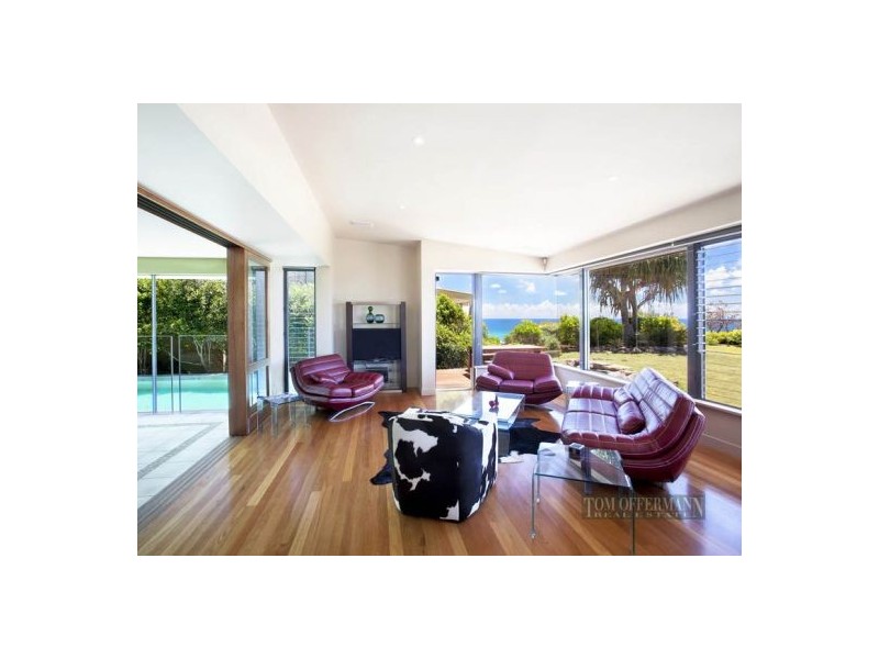 9 Noosa Dunes, 512 David Low Way, Castaways Beach QLD 4567