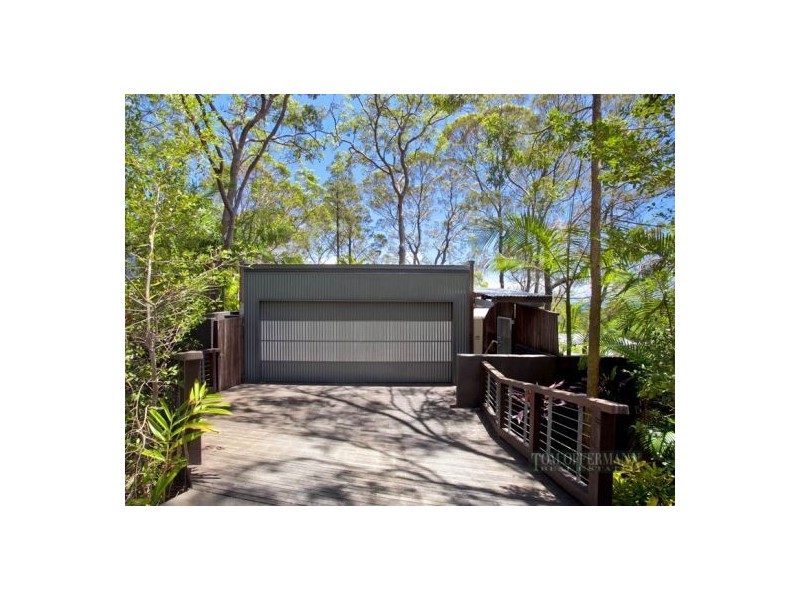 10 Bayview Road, Little Cove QLD 4567