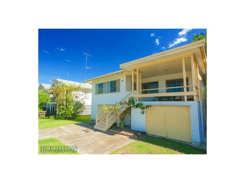 27 Hilton Esplanade, Tewantin QLD 4565