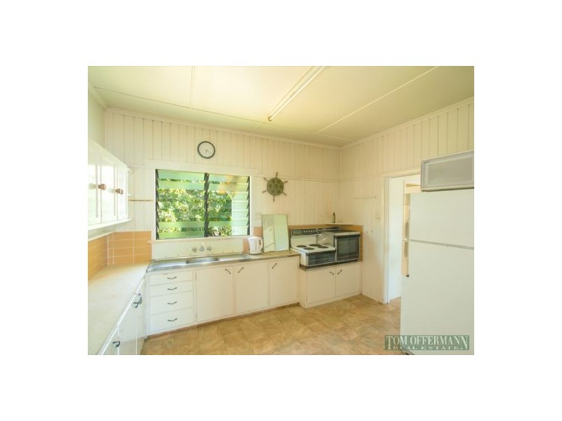 27 Hilton Esplanade, Tewantin QLD 4565
