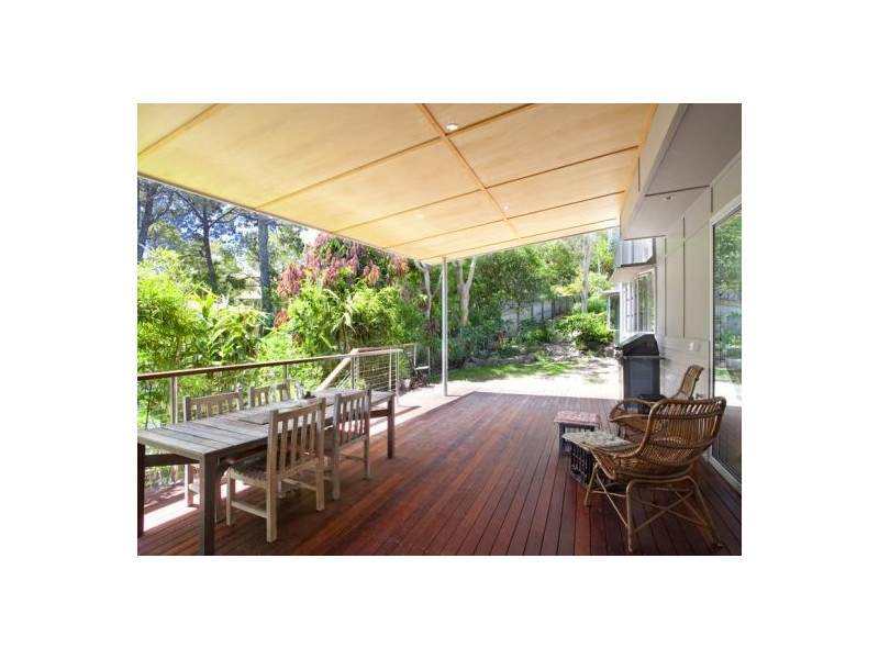 9 Nairana Rest, Noosa Heads QLD 4567