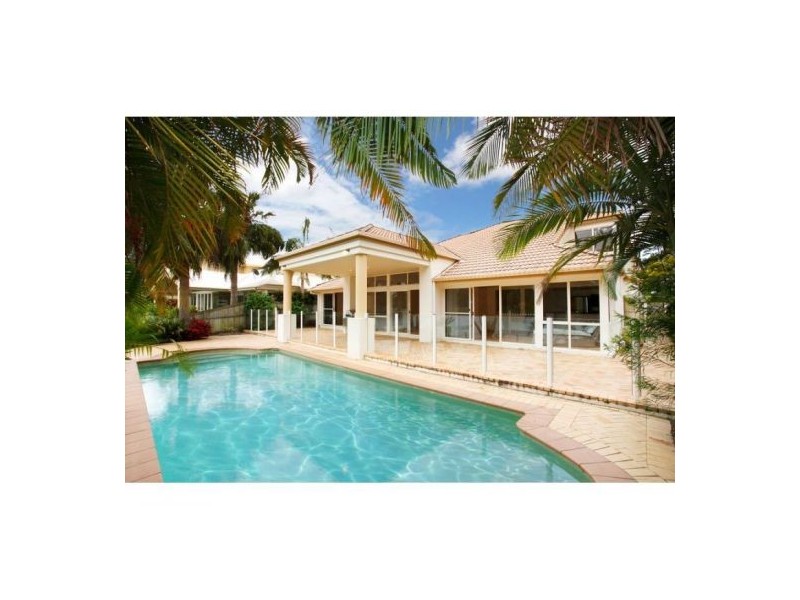 8 Masthead Quay, Noosa Waters QLD 4566