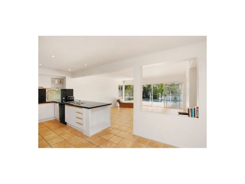 8 Masthead Quay, Noosa Waters QLD 4566