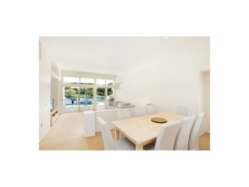 8 Masthead Quay, Noosa Waters QLD 4566