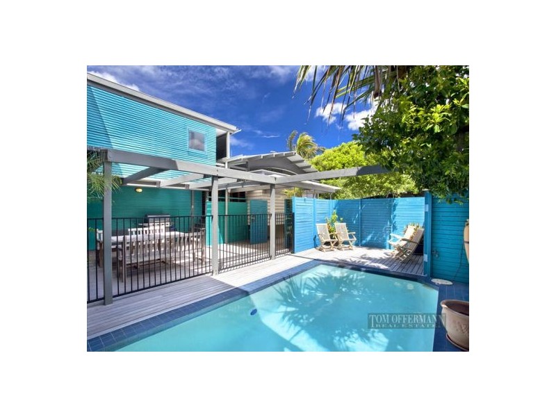 8 Belmore Tce, Sunshine Beach QLD 4567