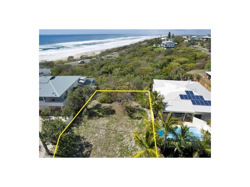 6 Corsair Cres, Sunrise Beach QLD 4567