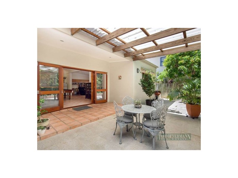 6 Little Cove Road, Little Cove QLD 4567