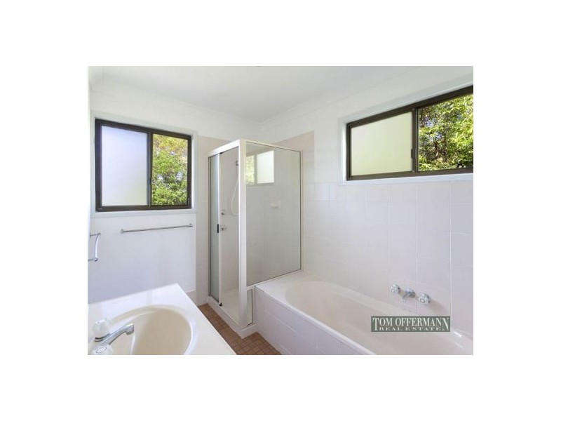 137 Sunrise Rd, Eumundi QLD 4562