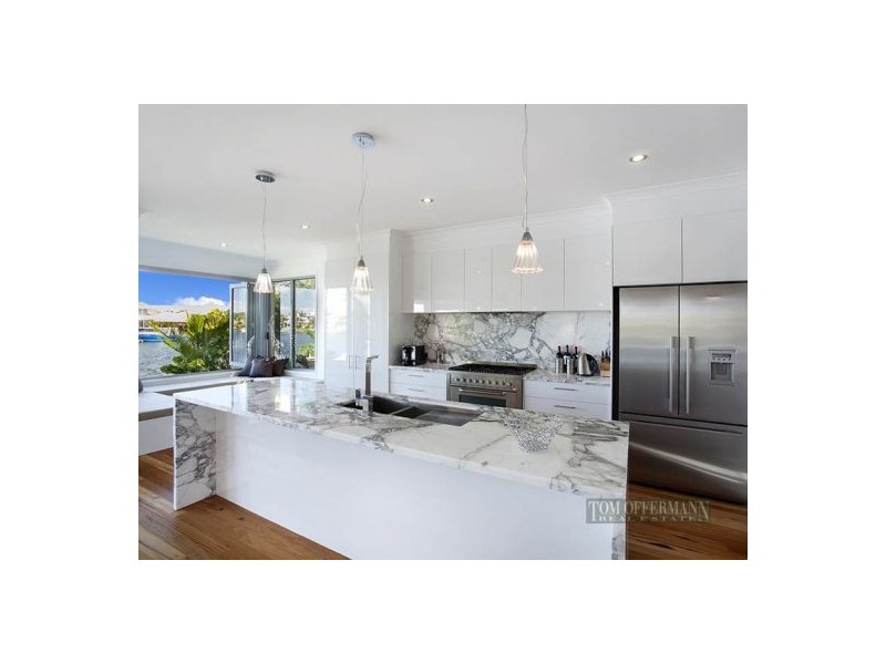 13 Seahorse Pl, Noosa Waters QLD 4566