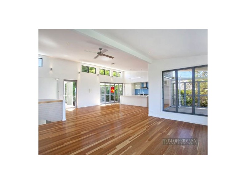 69 Orient Dr, Sunrise Beach QLD 4567