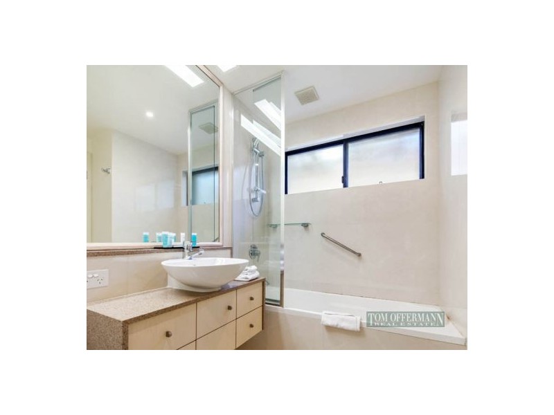 815/61 Noosa Springs Dr, Noosa Springs QLD 4567