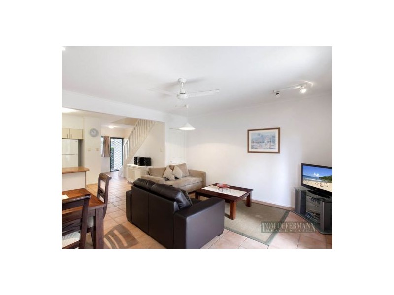 2/15 The Cockleshell, Noosaville QLD 4566