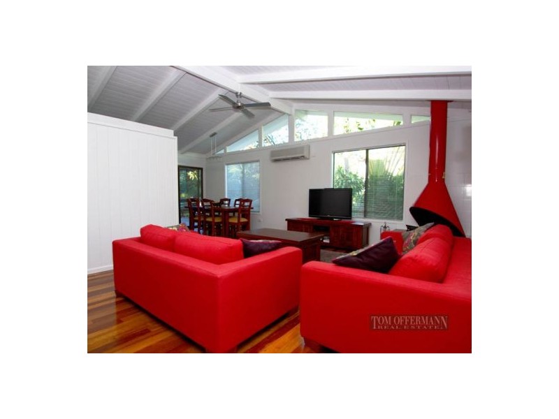 28 Newfield St, Sunrise Beach QLD 4567