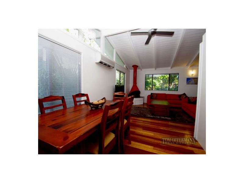 28 Newfield St, Sunrise Beach QLD 4567