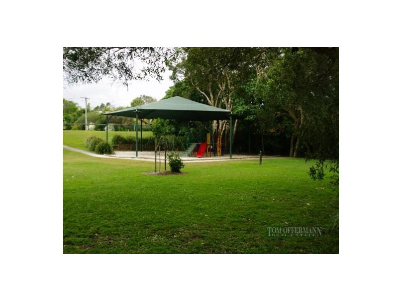 28 Newfield St, Sunrise Beach QLD 4567