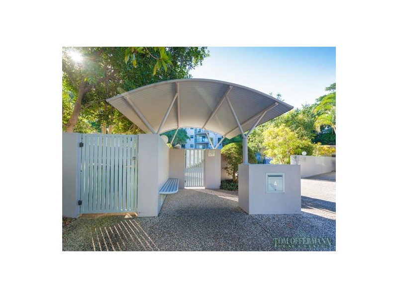 8/4 Serenity Close, Noosa Heads QLD 4567