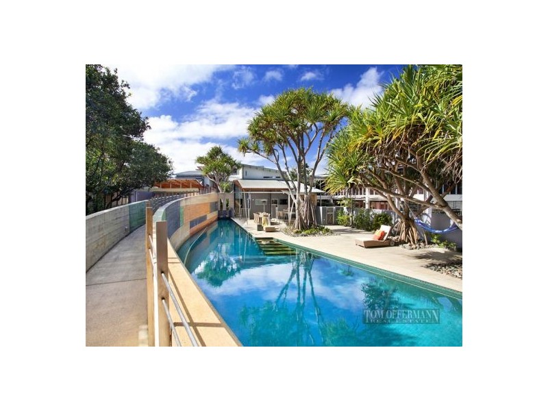 6 Belmore Tce, Sunshine Beach QLD 4567