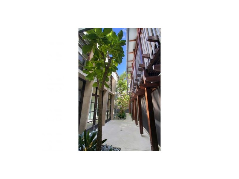 6 Belmore Tce, Sunshine Beach QLD 4567