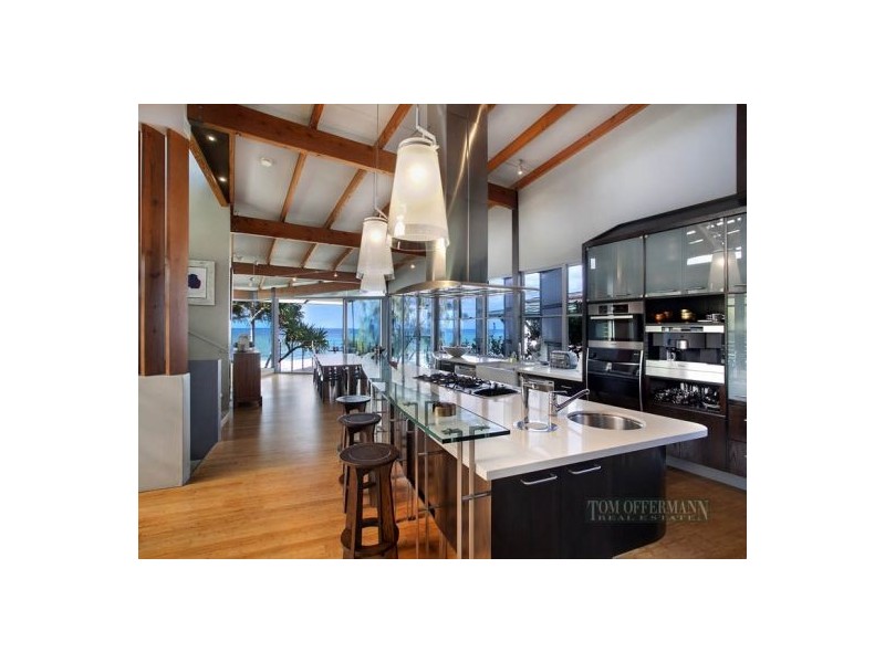 6 Belmore Tce, Sunshine Beach QLD 4567