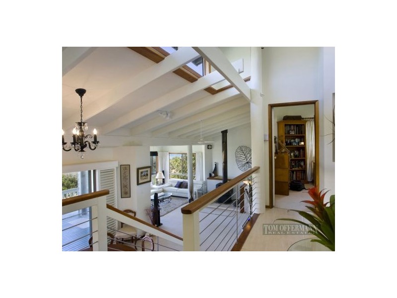 36 Orient Dr, Sunrise Beach QLD 4567