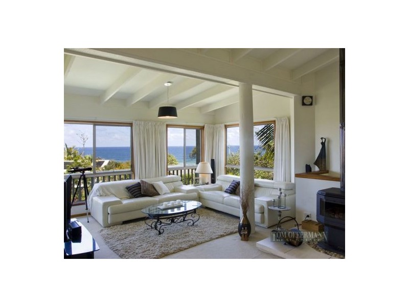 36 Orient Dr, Sunrise Beach QLD 4567