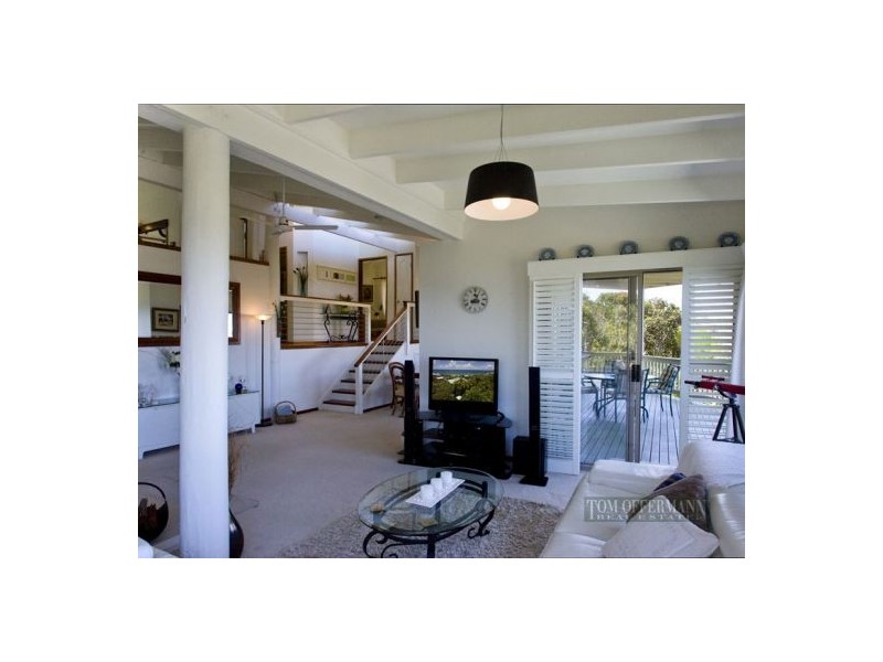 36 Orient Dr, Sunrise Beach QLD 4567