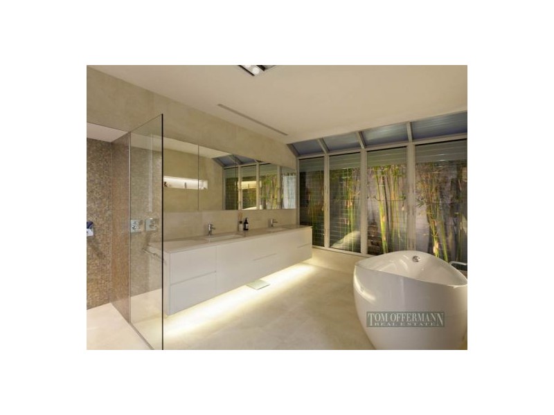 23 McAnally Dr, Sunshine Beach QLD 4567