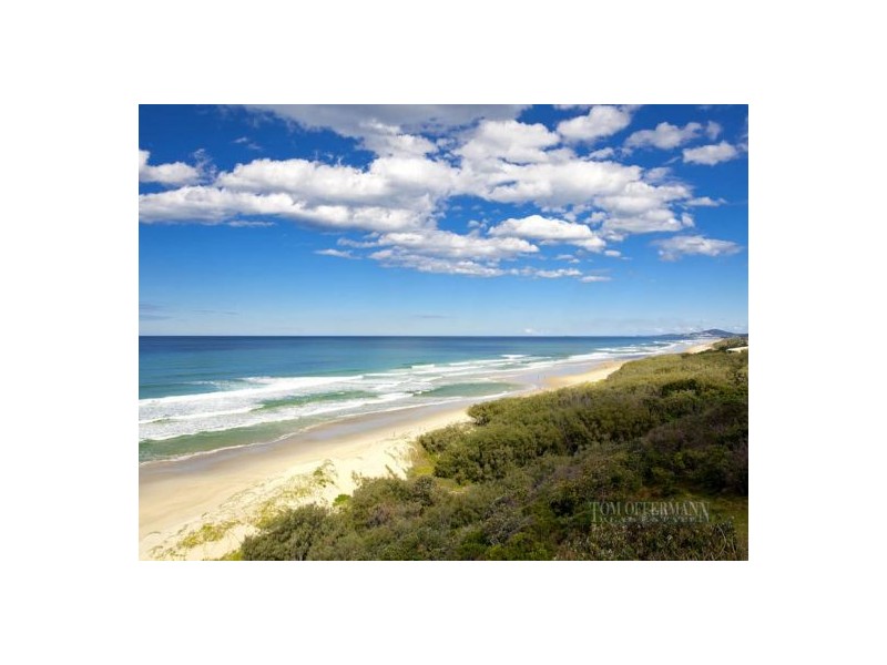 50 Tingira Cres, Sunrise Beach QLD 4567